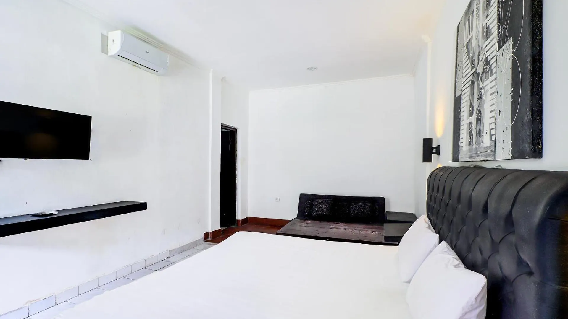 Hotel Collection O Legian Near Bimc Hospital Nusa Uda Formerly Anna Kuta Inn