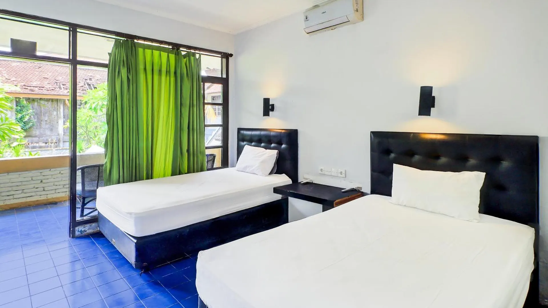 Collection O Legian Near Bimc Hospital Nusa Uda Formerly Anna Kuta Inn 3*, Legian (Bali)