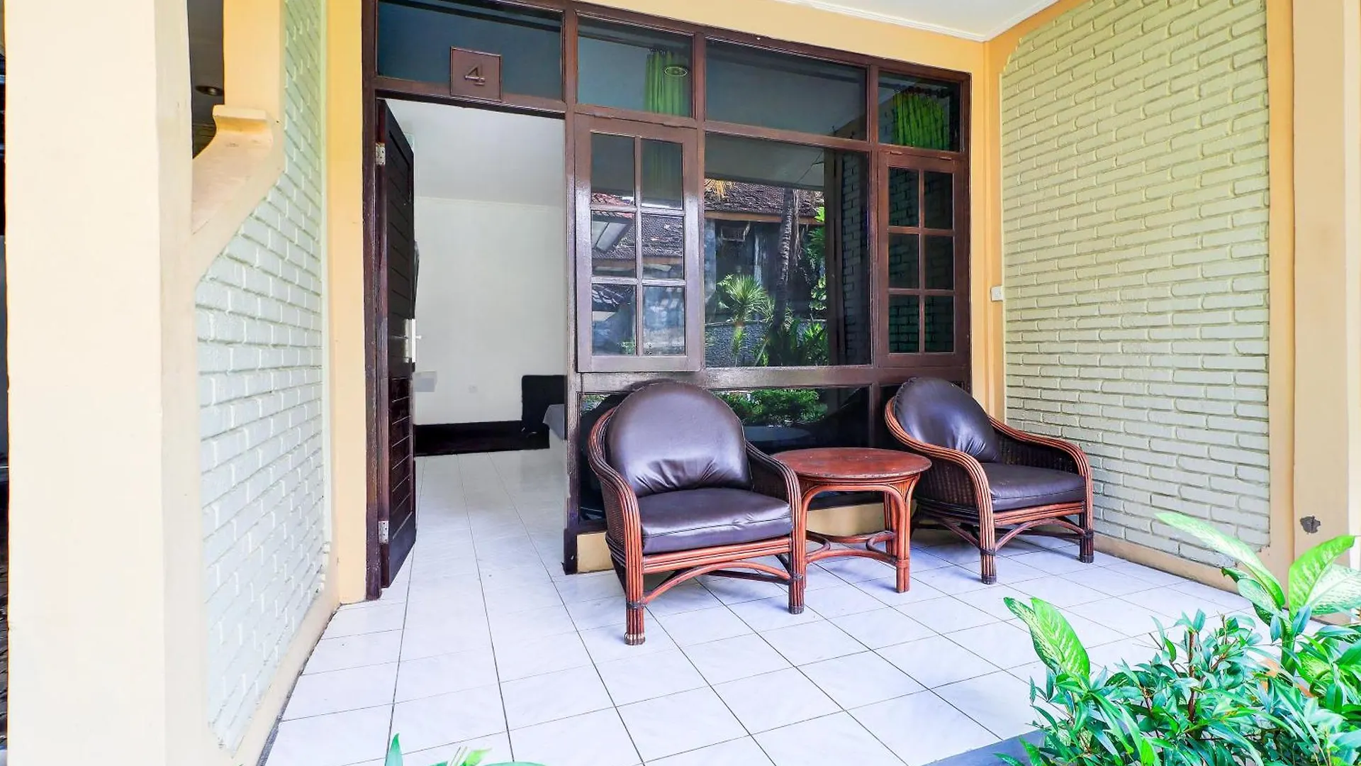 Hotel Collection O Legian Near Bimc Hospital Nusa Uda Formerly Anna Kuta Inn