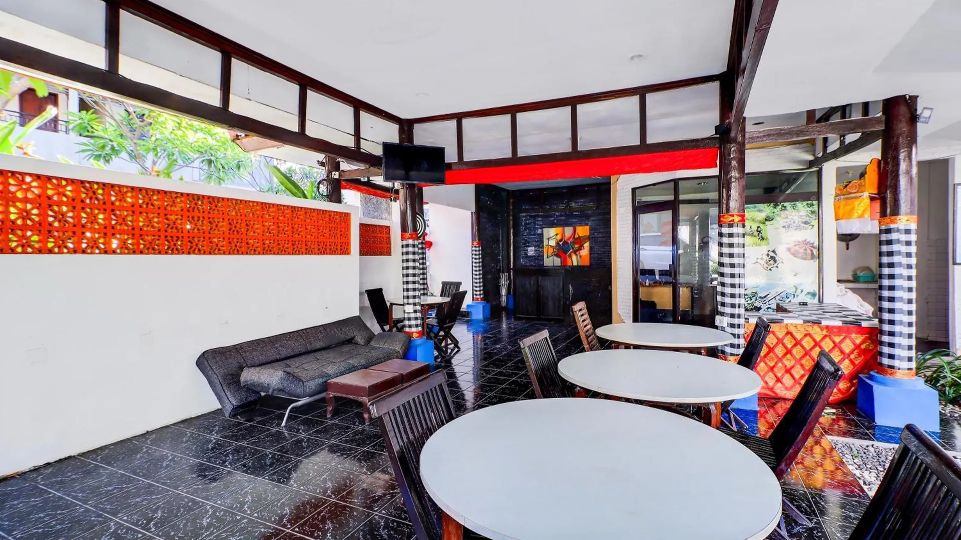 *** Hotel Collection O Legian Near Bimc Hospital Nusa Uda Formerly Anna Kuta Inn Indonesia